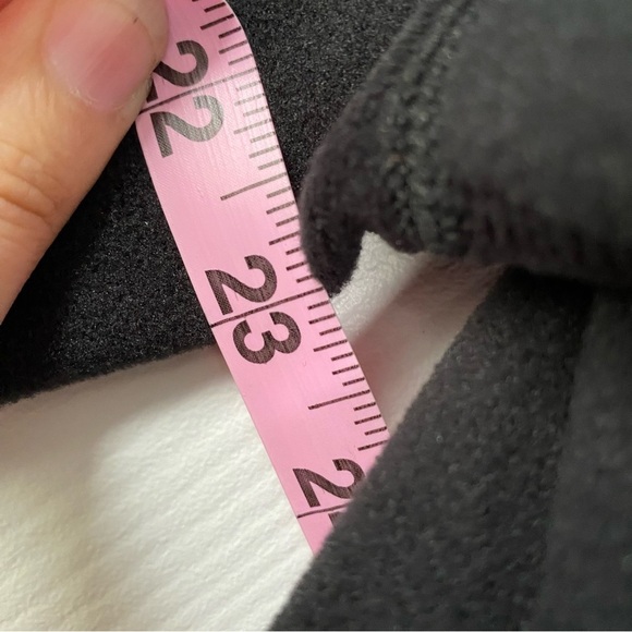 Patagonia zip up Fleece - Picture 7 of 7